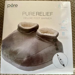 NWOT Foot Warmer